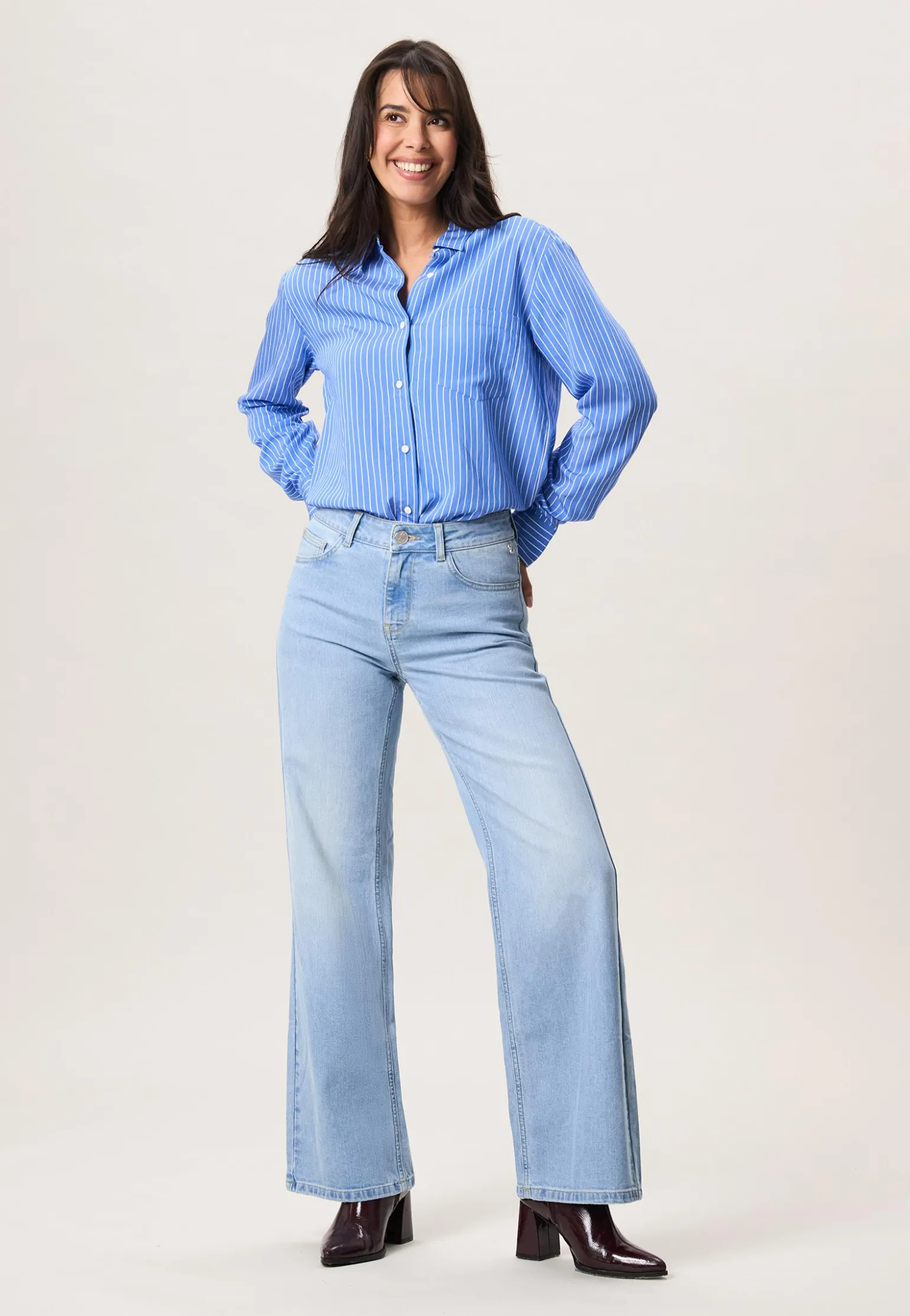 Best Miss Etam Jeans relaxed straight fit blauw Bleached